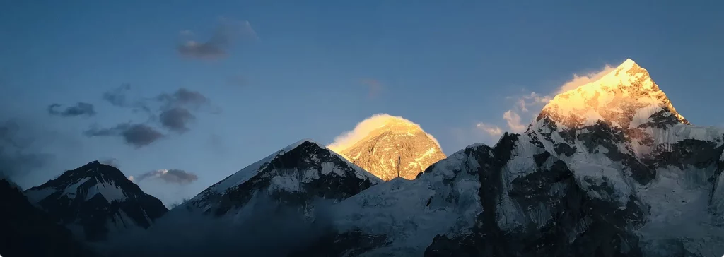 Panoramic view of Mount Everest from Kala Patthar